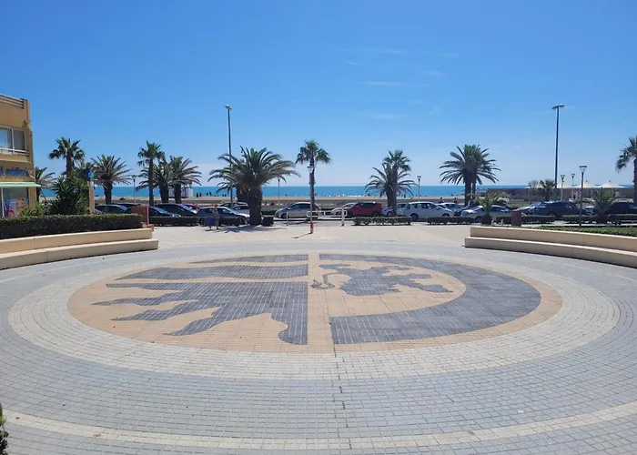 - 2 Pers - Vue - Calme - Fr-1-794-133 *